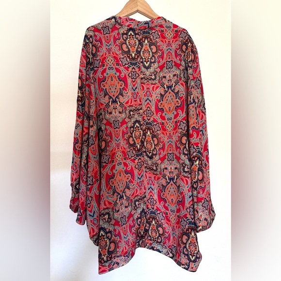 Honey Punch Mixed Print Bohemian Kimono Red and Blue Large Lightning - Picture 4 of 7